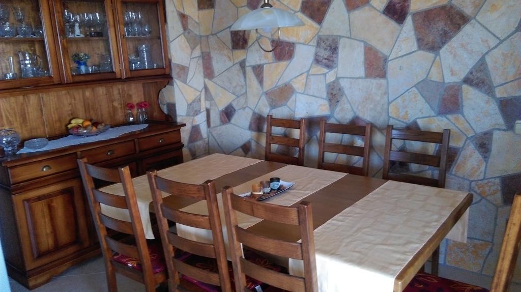 פורץ Apartments Mirela מראה חיצוני תמונה